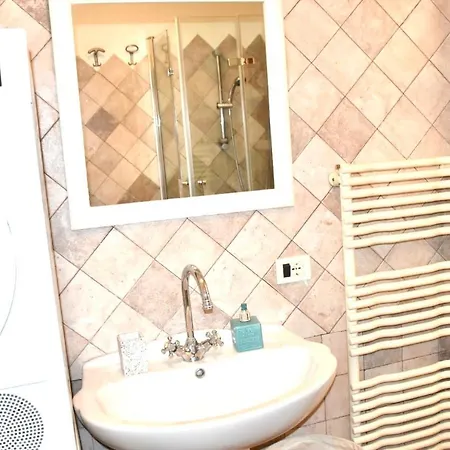 Lägenhet Mansarda Teatro Duse Centro