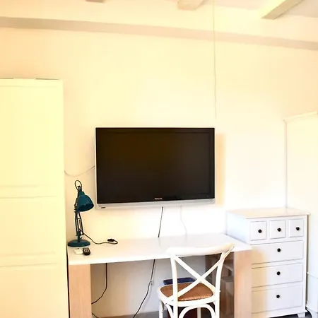 Lägenhet Mansarda Teatro Duse Centro *