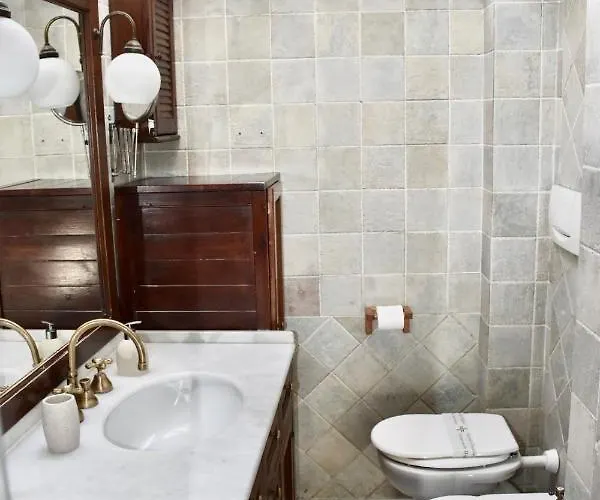 Apartmán Mansarda Teatro Duse Centro *