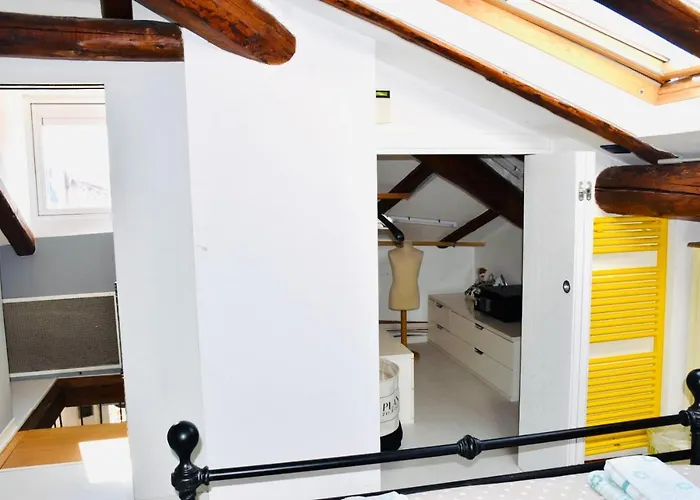 Apartmán Mansarda Teatro Duse Centro