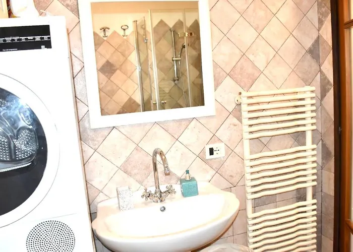 아파트 Mansarda Teatro Duse Centro